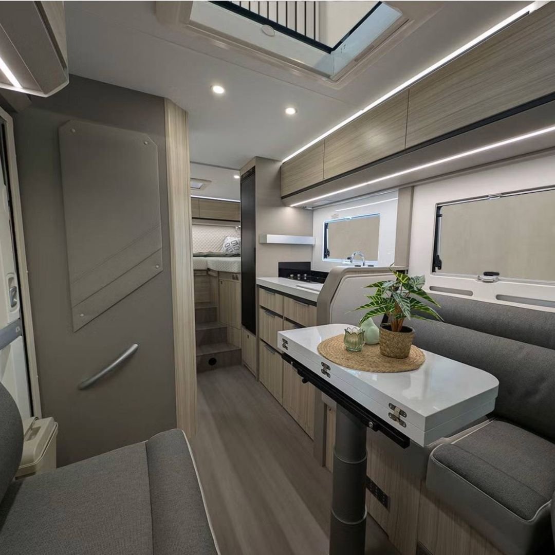 Adria Compact