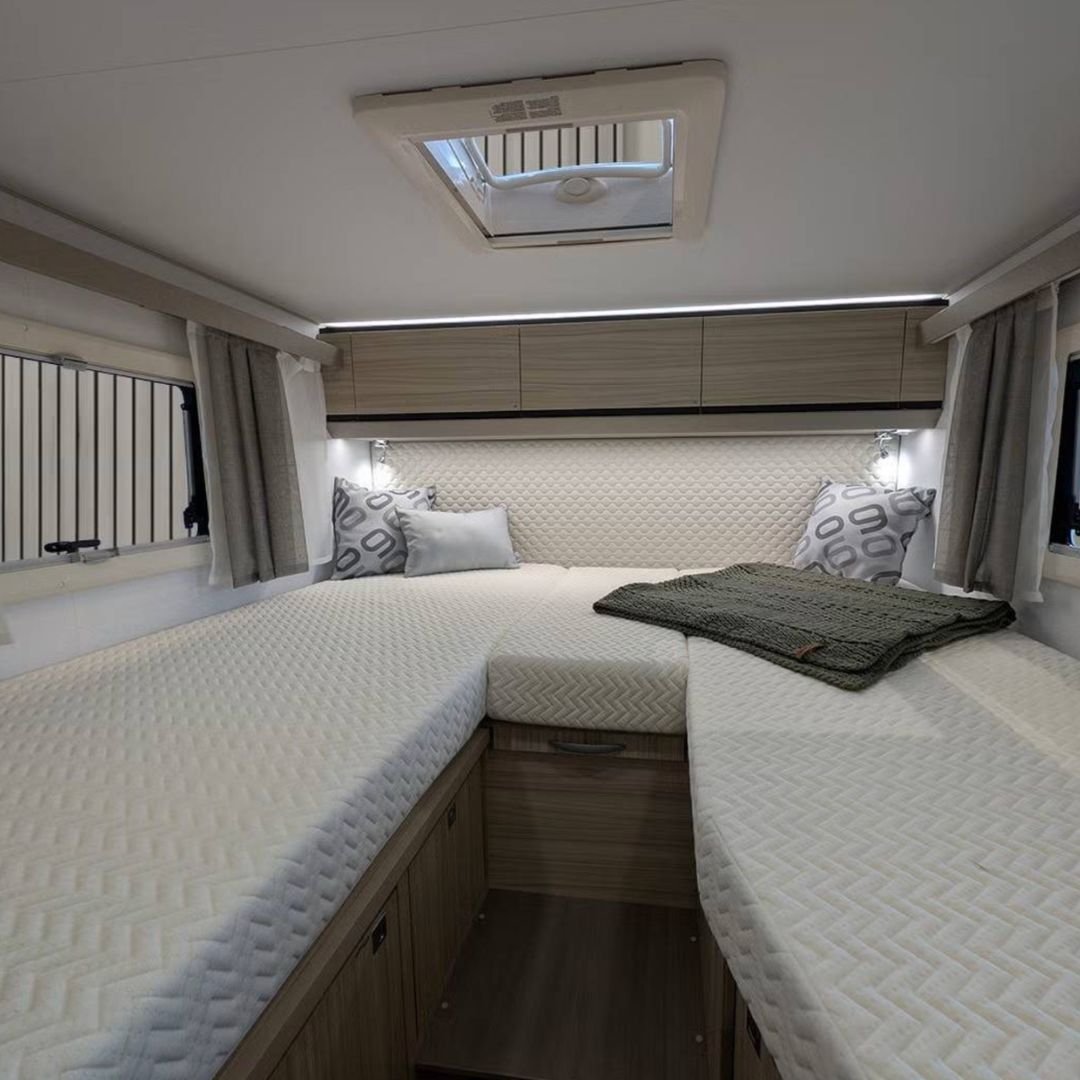 Adria Compact senger
