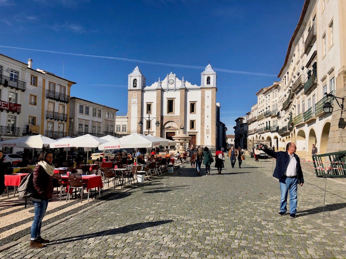 Evora 13