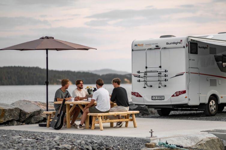 Stemning på bobilferie